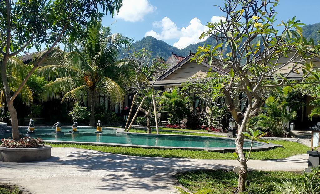 Doubleyou Homestay Pemuteran エクステリア 写真