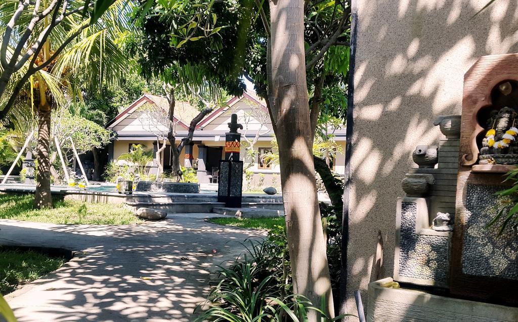 Doubleyou Homestay Pemuteran エクステリア 写真