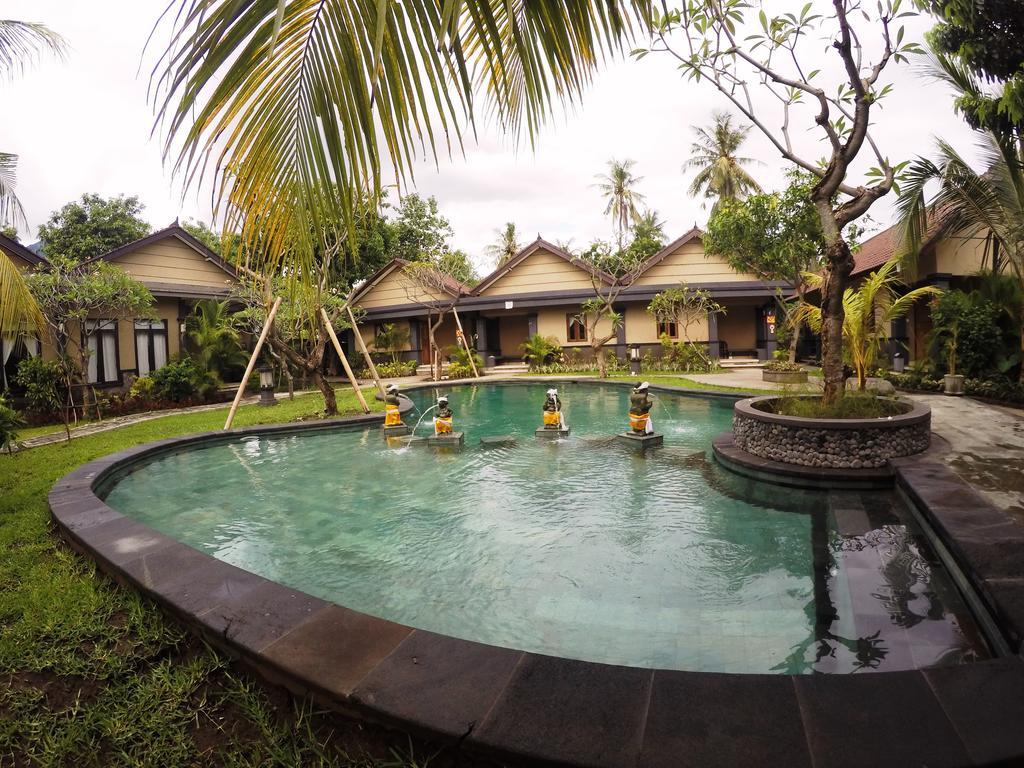 Doubleyou Homestay Pemuteran エクステリア 写真