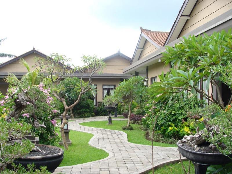 Doubleyou Homestay Pemuteran エクステリア 写真